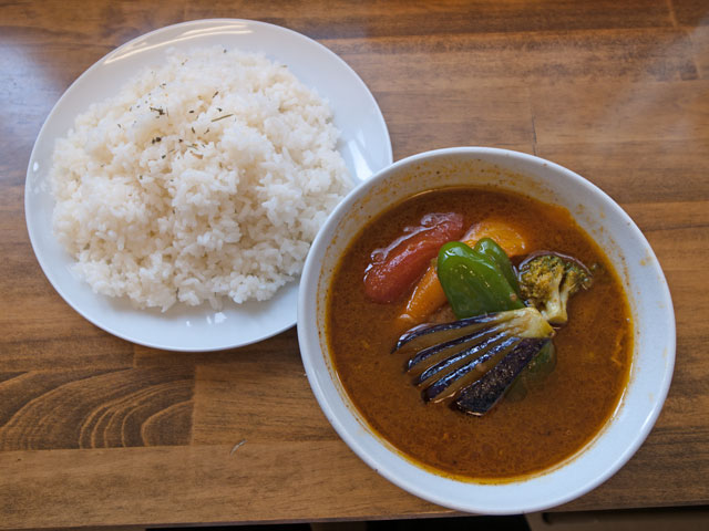 スープカレーカムイ チキン野菜_a0016730_2340443.jpg