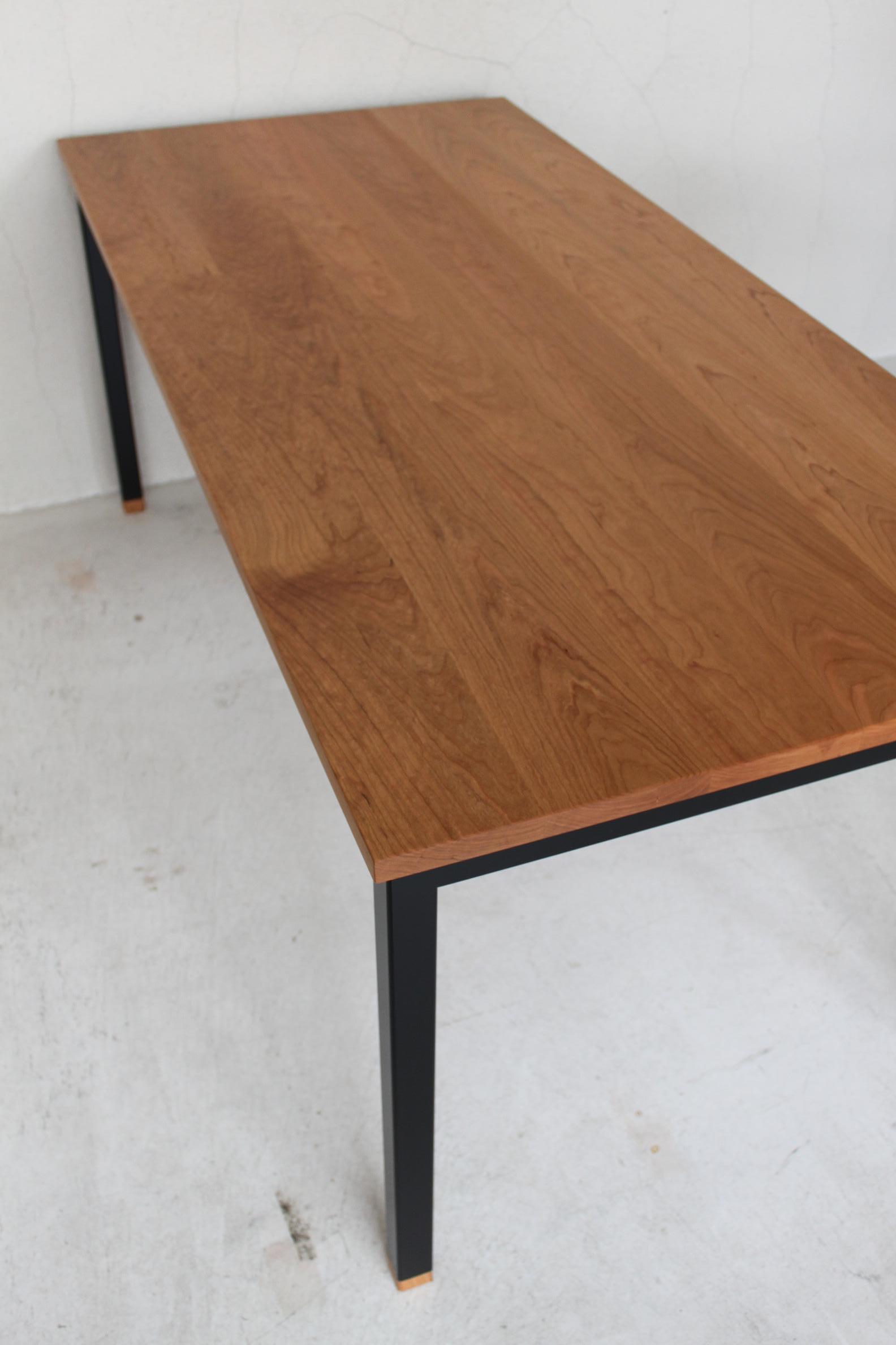 WB DINING TABLE_c0146581_14573958.jpg
