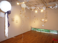 ２０１１/７月【ホシヲツルス】－8人各々が持ち寄る星の立体造形－開催中_e0189606_14542313.jpg