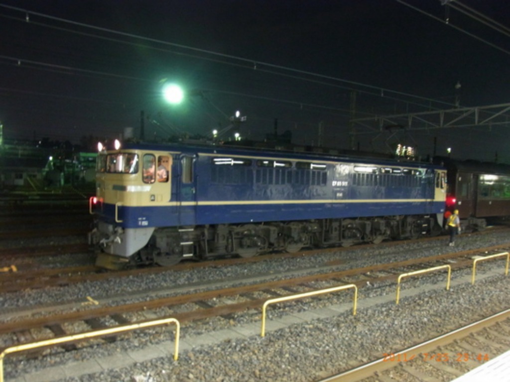 EF65-501帰還　　その後　夜警？_a0153824_1036424.jpg