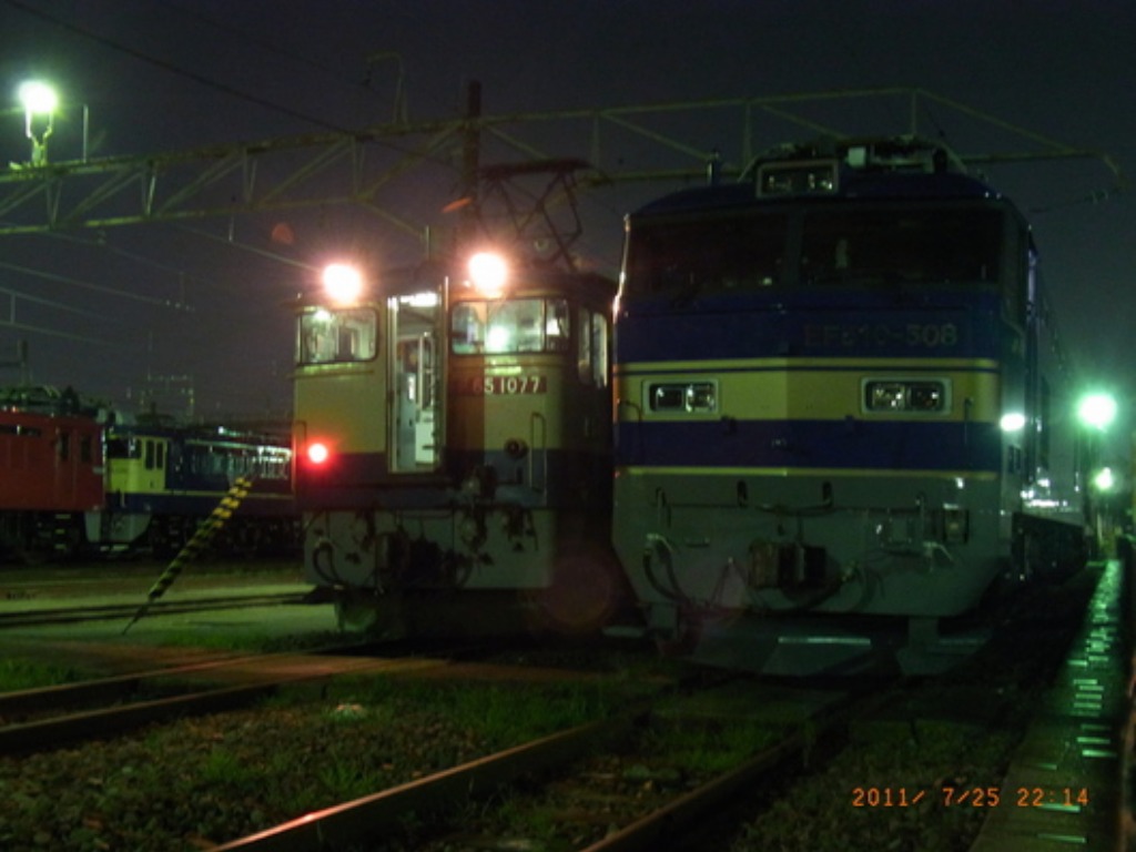 EF65-501帰還　　その後　夜警？_a0153824_10415324.jpg