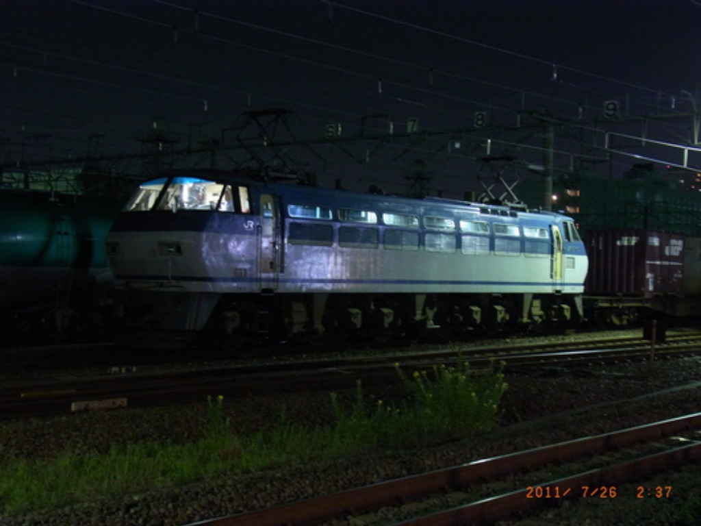 EF65-501帰還　　その後　夜警？_a0153824_1048387.jpg