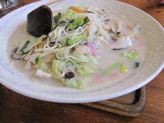 慶珉ラーメン_b0170834_18183150.jpg