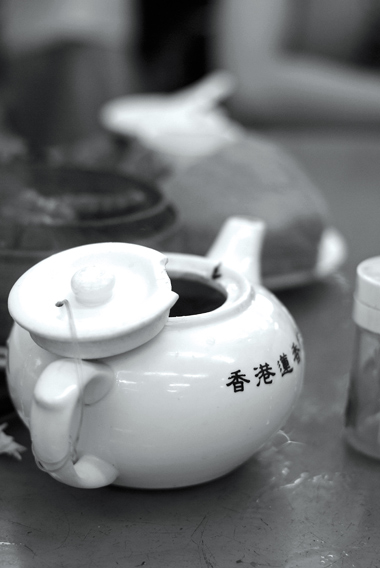 \" Tea House \"_c0201763_2213121.jpg