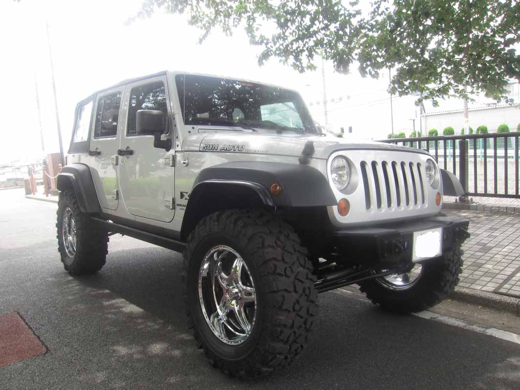 Jk ラングラー カスタム マフラー リフトアップなど サンオート 中古車 販売店 ジープ ラングラー Jl Jk Tj チェロキー 4 4 Life スタッフ日記 Jk ラングラー カスタム マフラー リフトアップなど サンオート 中古車 販売店 ジープ ラングラー Jl Jk Tj チェロキー 4 4 Life スタッフ日記