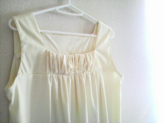 Square neck dress1_a0188926_22345522.jpg