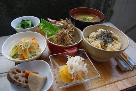 7月29日(金)12:00 - はすとばら一日限定のスペシャルランチです!_a0083140_21175890.jpg