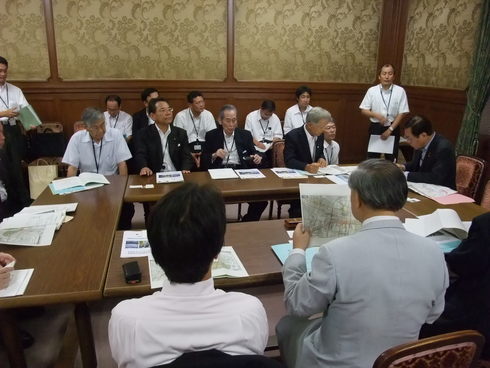民主党、国土交通省、総務省、外務省への要望等_c0149152_1614412.jpg