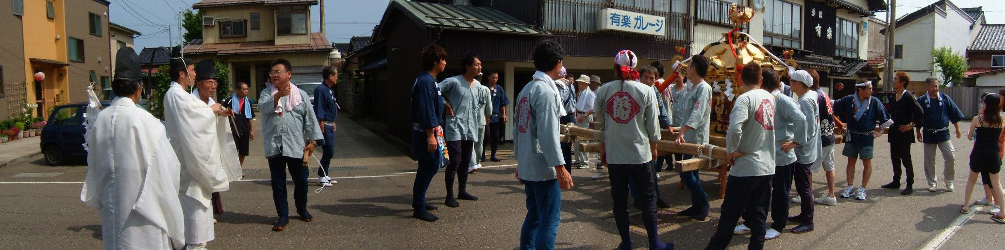 直江津祇園祭の神輿！_e0065084_1829372.jpg