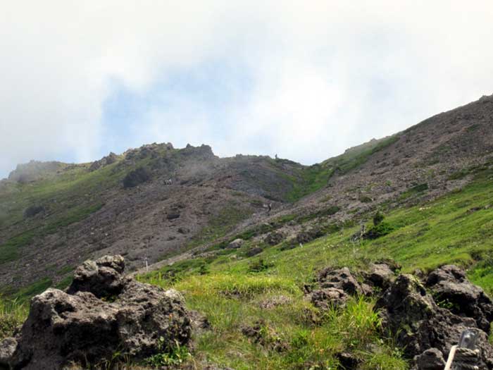 日光白根山、百名山　満足しました。_d0000031_16534925.jpg