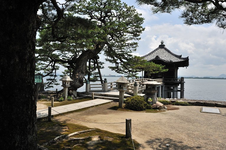 浮御堂_e0170058_20382540.jpg