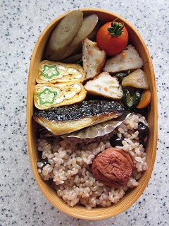 久々の熊さん弁当♪_f0012059_12294230.jpg