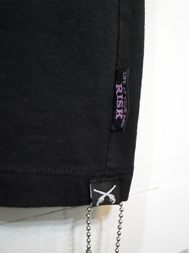 roar×RISK コラボtee(メンズ)入荷!_a0097901_13492446.jpg