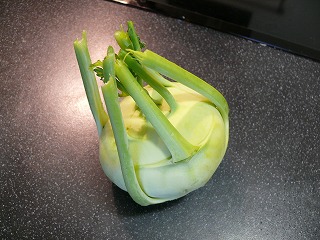 Kohlrabi（コールラビ）の大根餅風 と そば粉のチヂミ_c0149312_8345861.jpg