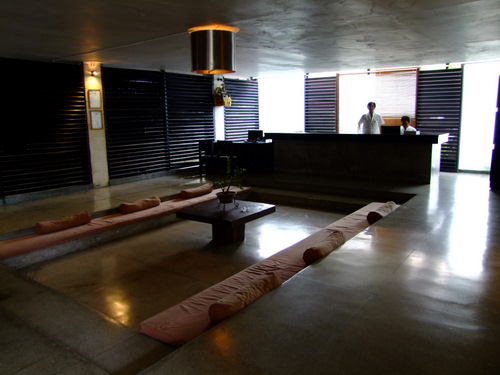 「バリ島2011　クタにあるホテル、ジ・オアシス・クタ」_a0000029_1121525.jpg