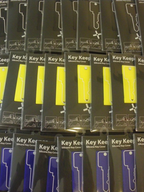 鍵全体をカバーし バッグやポケットの中で他のモノに傷がつくのを防ぎます いいね Glass Onion S Blog