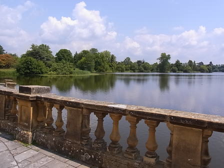 Hever Castle ガーデン_d0127182_15225576.jpg