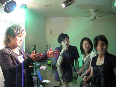 MAGICBAR&HairSalonリニューアルOPEN!!!_d0041957_2126384.jpg