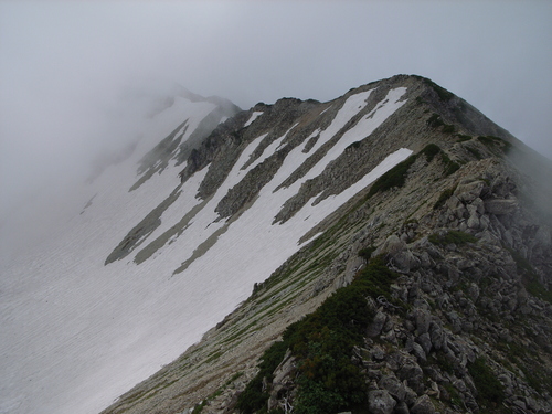 薬師岳〜五色ヶ原〜立山縦走（初日）_d0242696_1194650.jpg