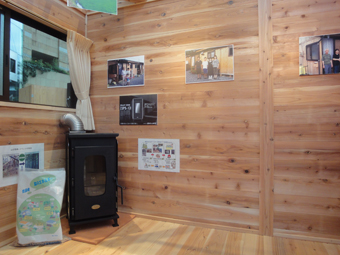 住田町の木造仮設住宅が六本木ヒルズアリーナに展示されました。_c0195909_16394734.jpg
