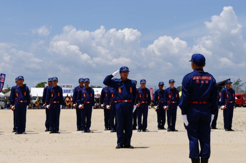 佐賀県消防操法大会で、武雄市消防団ラッパ隊は、_d0047811_22252646.jpg