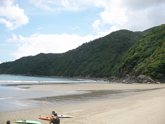 奄美大島☆サーフィン☆ノーバンダリーズ　今日の波情報！_c0160825_17151761.jpg