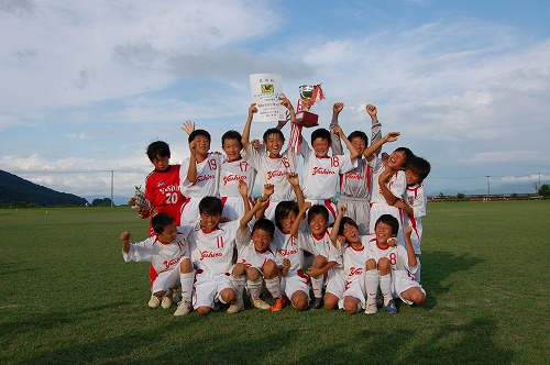シリーズ うちの次男 【YASHIRO JFC 優勝!】_b0097729_23592034.jpg