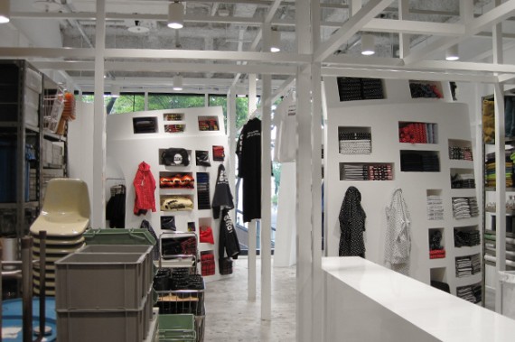 ・COMME des GARÇONS-GOOD DESIGN SHOP/D&DEPARTMENT PROJECT・_f0223194_1126085.jpg