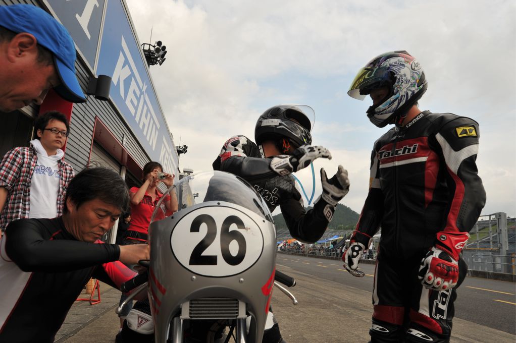 20110731DE耐参戦 チーム海宴隊_a0051924_2182256.jpg