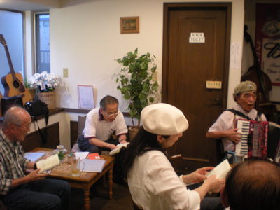 d0225380_10513573.jpg