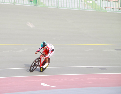 佐野伸弥選手・西日本実業団トラックレース大会ご報告&アイウェアインプレッション!_c0003493_842679.jpg