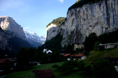 スイスの山巡り6　車窓から_e0048413_18154596.jpg