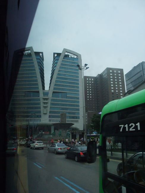 韓国旅行その1　「またしても1年ぶりのソウル」_d0148729_2054153.jpg