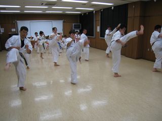 c0118332_2263378.jpg