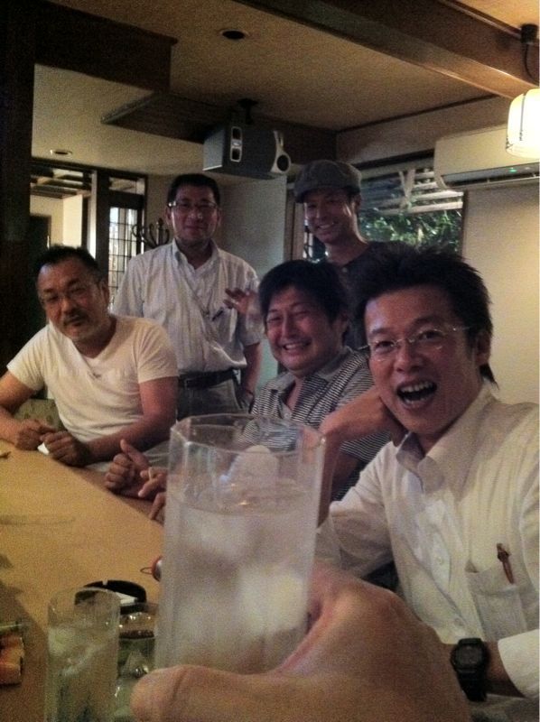 恐るべしフェイスブック!_c0110051_8595014.jpg