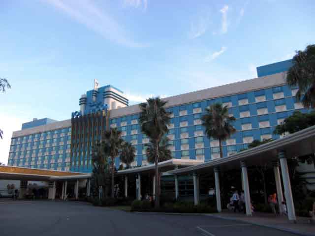 夏休み 家族に人気 ディズニーハリウッドホテル 現地info 香港