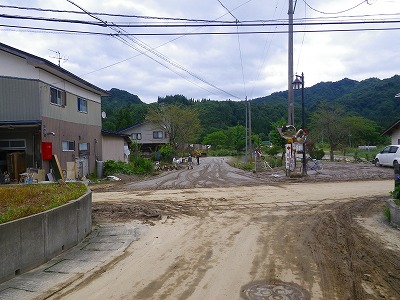 【只見町豪雨】7月31日　水はひいたが・・_d0027904_23575362.jpg