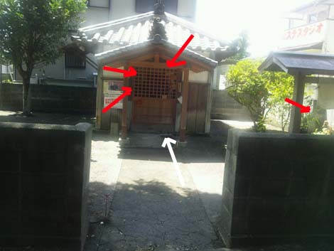 e0103408_21595477.jpg