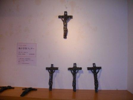 今宵は、画家・柴山明子さんと暑気払い兼打ち合わせを。_c0198869_23103857.jpg