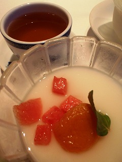 f0204584_23371012.jpg