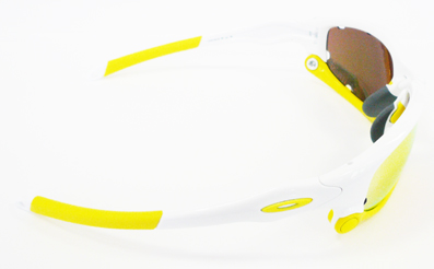 OAKLEY SPLITJACKETベンチレーションPolishedWhite入荷!_c0003493_951544.jpg