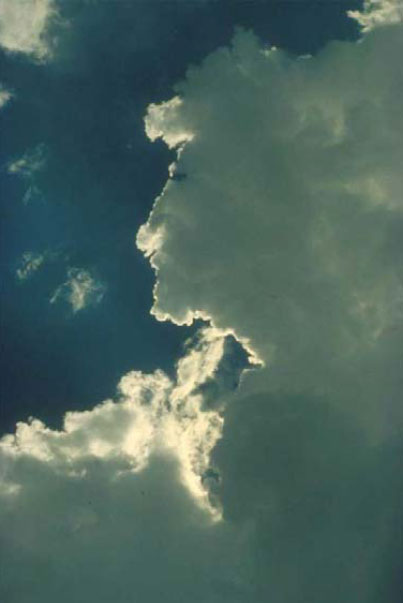 ★【人面雲写真12+7動画あり】：流れる雲が人の横顔に!!_a0028694_11254881.jpg
