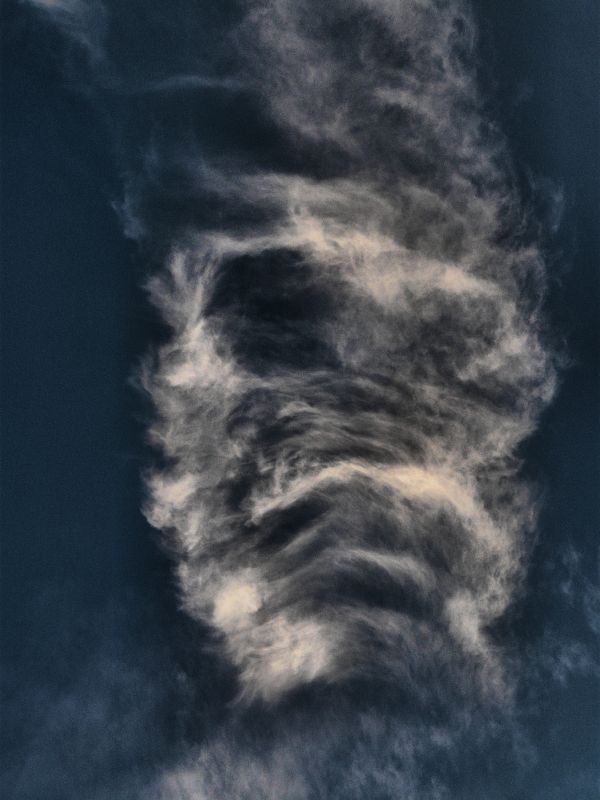 ★【人面雲写真12+7動画あり】：流れる雲が人の横顔に!!_a0028694_11471075.jpg