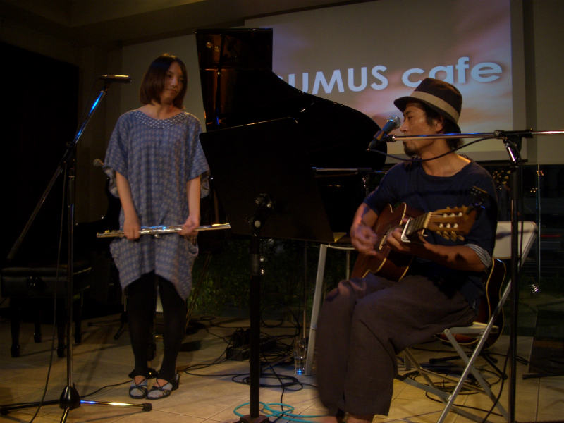 8月6日（土） オオカミときえ @ SUMUS Cafe (高松）_c0101402_1725997.jpg