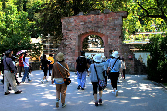 ドイツ絶景のミニツアー8 ハイデルベルク城_e0048413_1146580.jpg