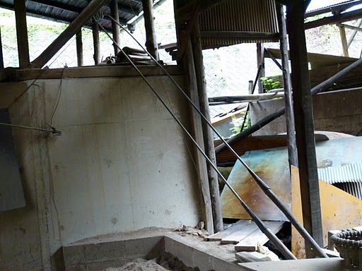 f0142721_1653313.jpg