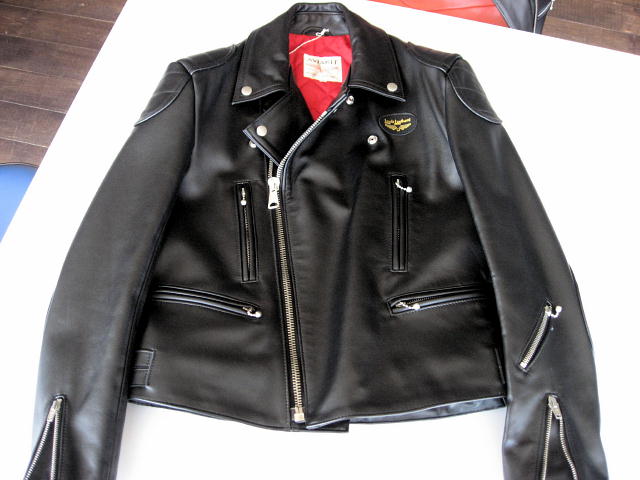 ライトニング好きにはたまらない？！Lewis Leathers Style No.392 Star Lightning_a0160654_12332883.jpg