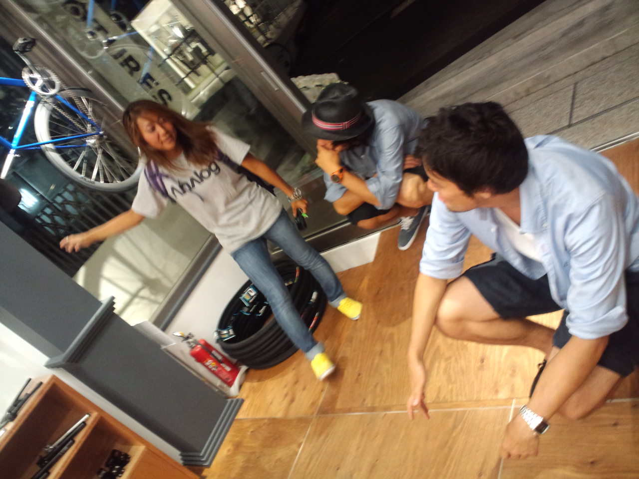 BROTURES原宿_c0151965_1856651.jpg