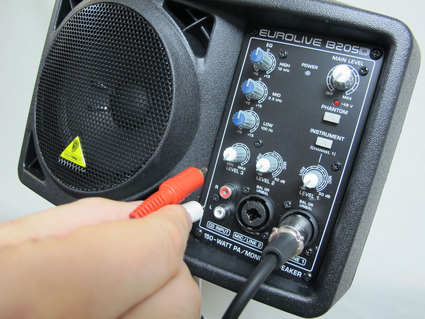 PAセットA1(Behringer B205D)およびA2(Mackie SRM150)の PAセットA1(Behringer B205D)およびA2(Mackie SRM150)の