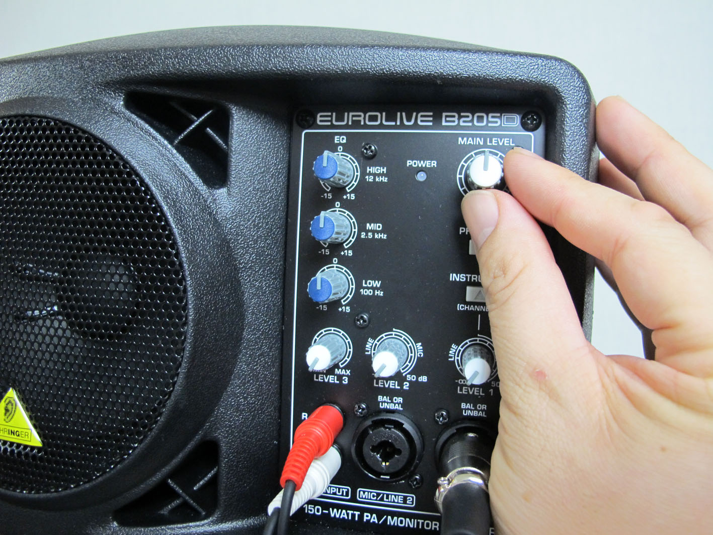 PAセットA1(Behringer B205D)およびA2(Mackie SRM150)の PAセットA1(Behringer B205D)およびA2(Mackie SRM150)の